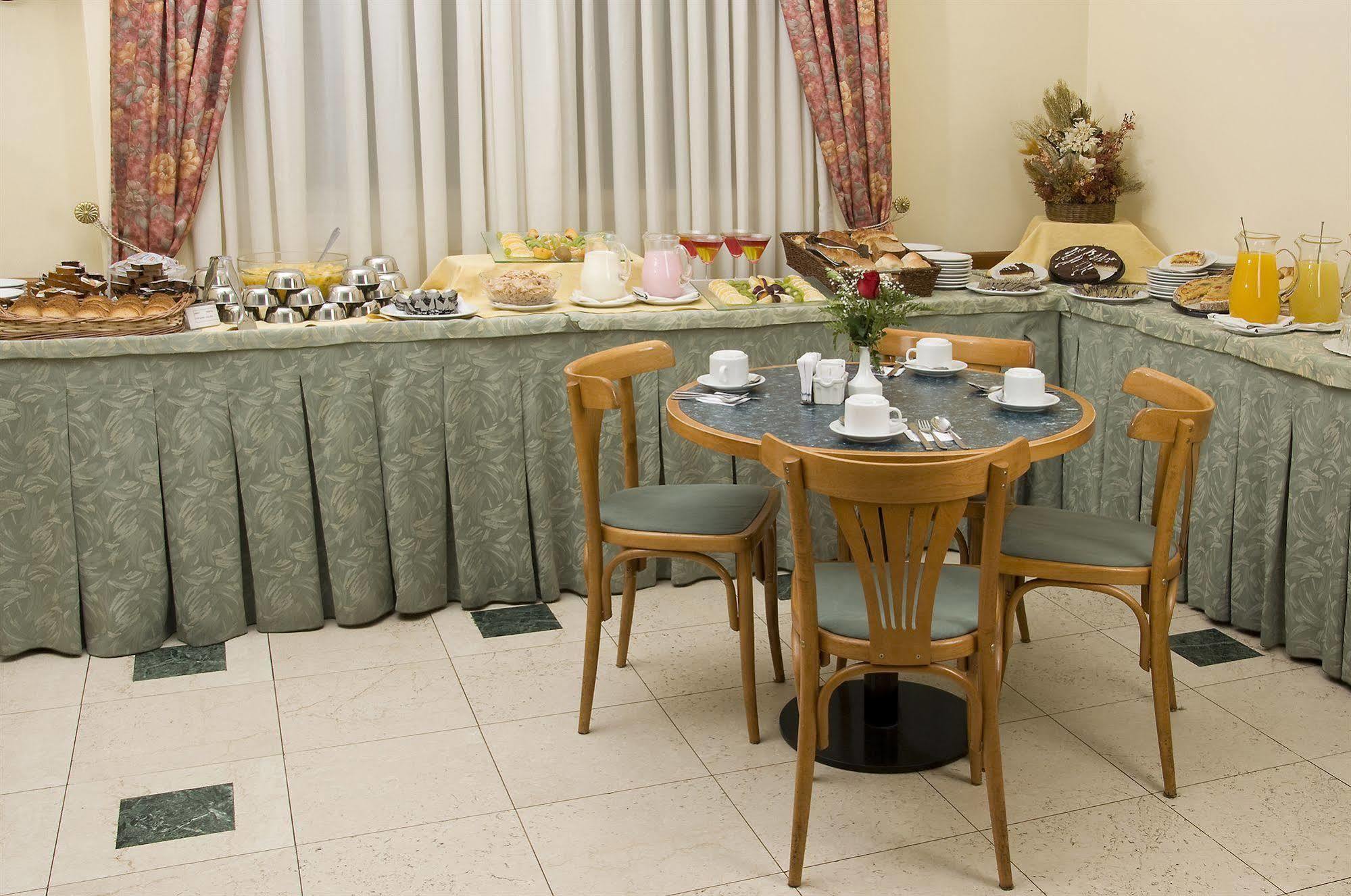 Regis Orho Hotel Buenos Aires Eksteriør billede